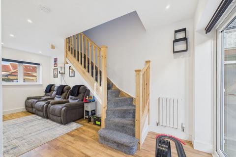 3 bedroom semi-detached house for sale, Parish Way, Bishop's Stortford CM22