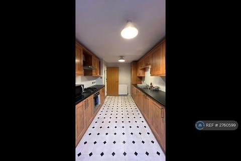 2 bedroom flat to rent, Powderhall Rigg, Edinburgh, EH7