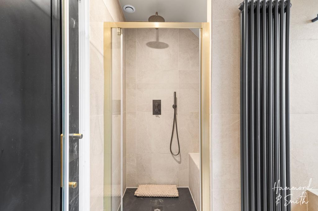Ensuite Bathroom