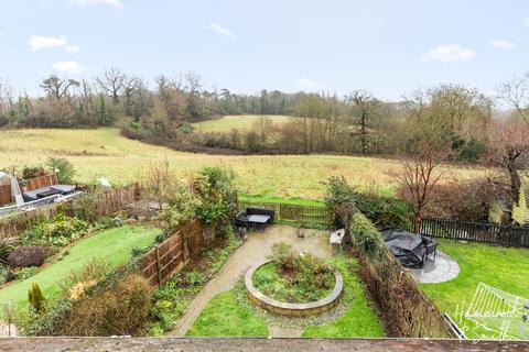 undefined, Theydon Grove, Epping CM16