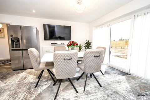 3 bedroom detached bungalow for sale, Magnolia Drive, Holbeach Drove, PE12