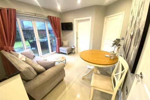 4 bedroom detached house for sale, Conference Way, Stourport-On-Severn