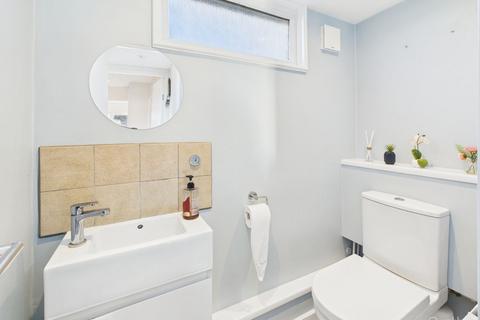 3 bedroom terraced house to rent, Osward, Forestdale