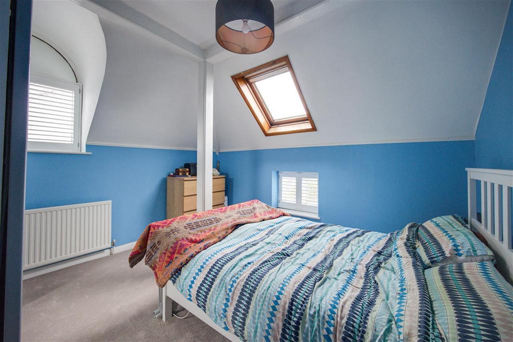 Bedroom 1 (2)