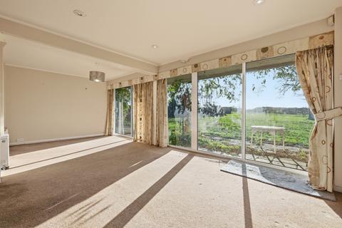 4 bedroom detached house for sale, Hall Lane, Ingatestone, CM4