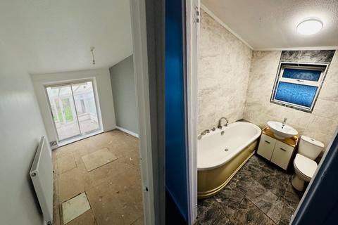 2 bedroom semi-detached bungalow for sale, Doncaster DN8 5YT
