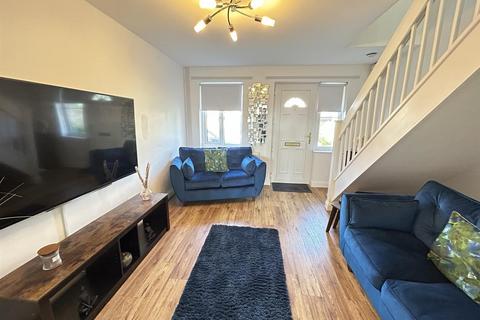 2 bedroom semi-detached house to rent, Hind Court, Newton Aycliffe