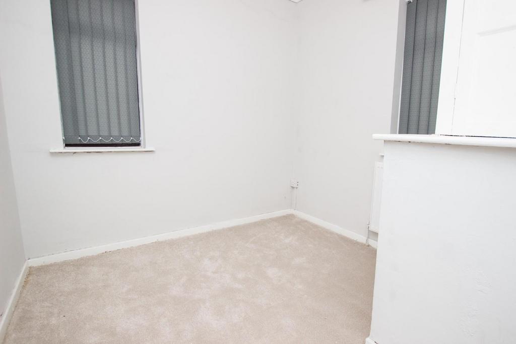 Bedroom 2.jpg