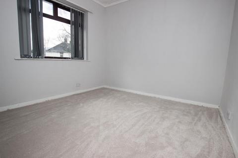 3 bedroom semi-detached house to rent, Hazelhurst Road, Ribbleton