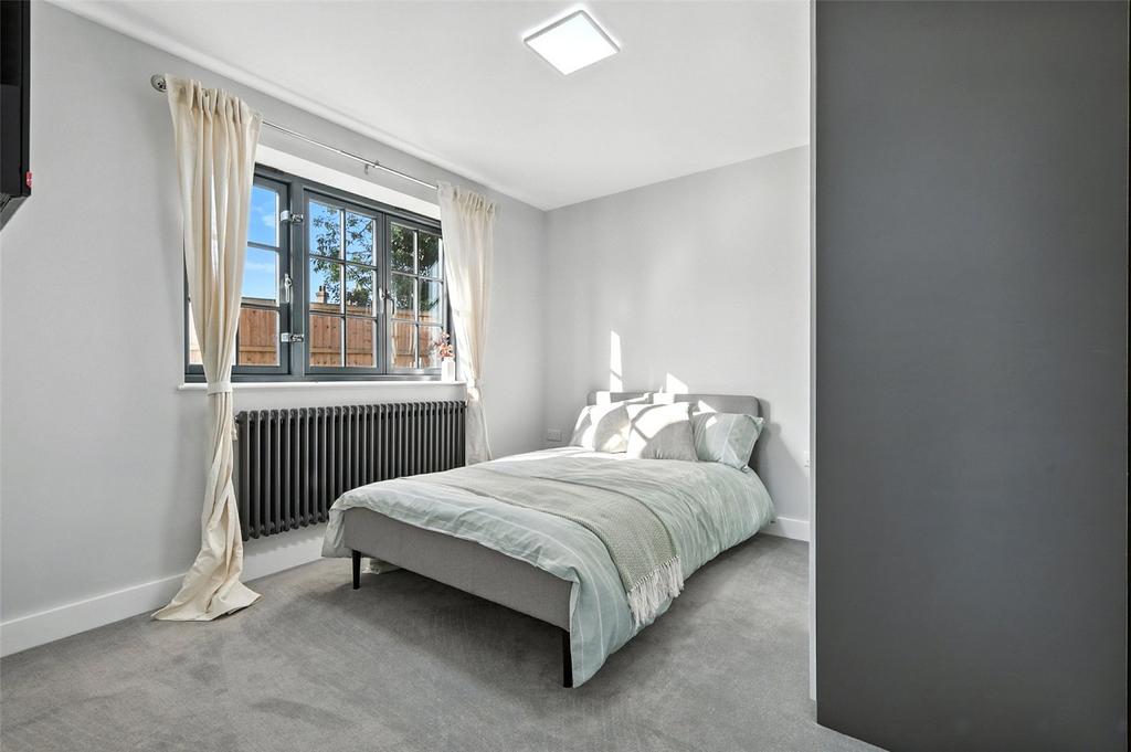Show Apartment