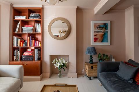 4 bedroom terraced house for sale, Downsell Road, London E15