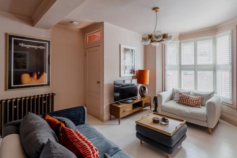 4 bedroom terraced house for sale, Downsell Road, London E15