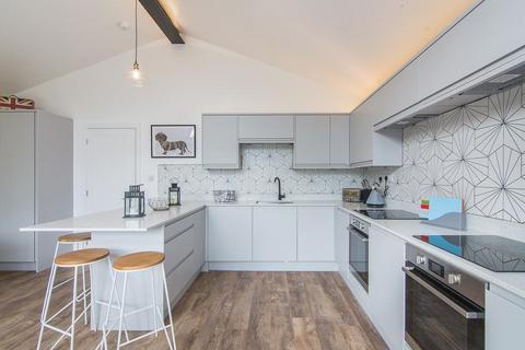 1 bedroom house to rent, 11 New Vale Road, Nottingham NG4
