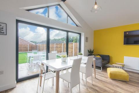 1 bedroom house to rent, 11 New Vale Road, Nottingham NG4