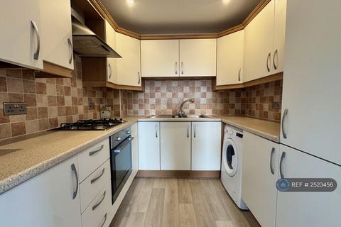 2 bedroom flat to rent, Peelers Gate, Cosham, Portsmouth, PO6