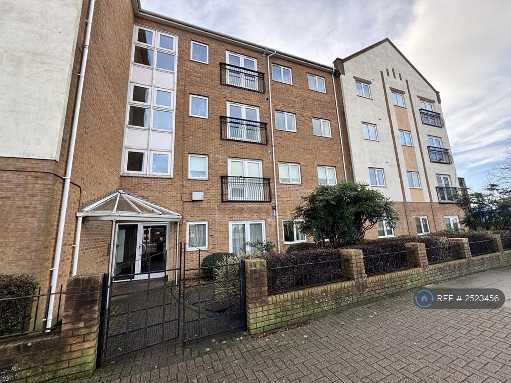 Well Maintained Purpose-Built Apartment