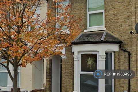 undefined, Stirling Road, Walthamstow, London, E17