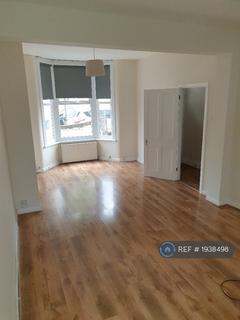 undefined, Stirling Road, Walthamstow, London, E17