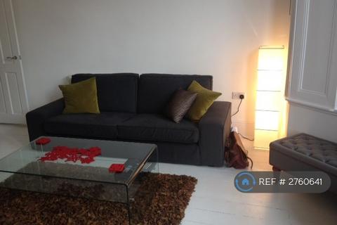2 bedroom flat to rent, Lady Margaret Road, London, NW5