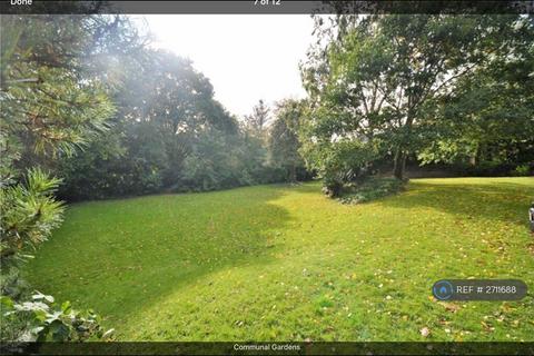 2 bedroom flat to rent, Aire View Gardens, Leeds, LS5