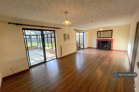 4 bedroom detached house to rent, Alpha Terrace, Trumpington, Cambridge, CB2