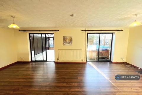 4 bedroom detached house to rent, Alpha Terrace, Trumpington, Cambridge, CB2