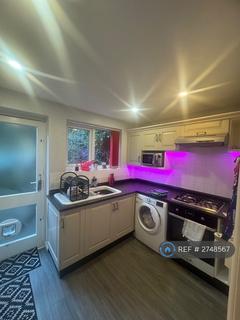 4 bedroom terraced house to rent, Nottingham, Nottingham, NG4