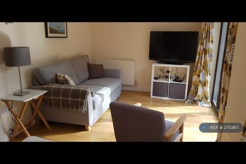1 bedroom flat to rent, Church Road, Arundel, BN18