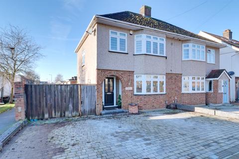 3 bedroom semi-detached house for sale, Lambs Lane North, Rainham RM13