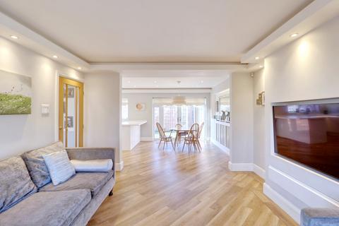3 bedroom semi-detached house for sale, Lambs Lane North, Rainham RM13