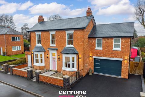 5 bedroom detached house for sale, Corbett Street, Droitwich WR9