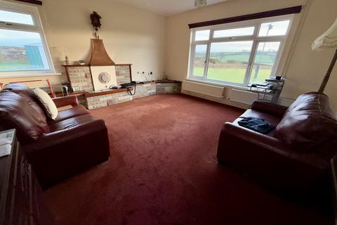 undefined, Llanrhystud SY23