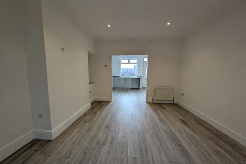 2 bedroom terraced house to rent, Girven Terrace West, Easington Lane DH5