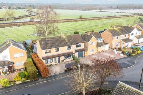 5 bedroom detached house for sale, Wreake Drive, Leicester LE7