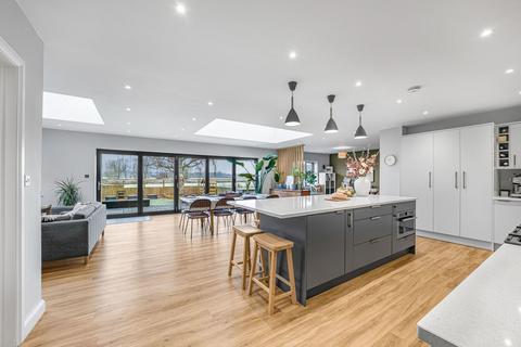 5 bedroom detached house for sale, Wreake Drive, Leicester LE7