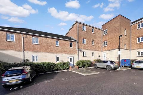 2 bedroom apartment for sale, Ambleside, Purfleet RM19
