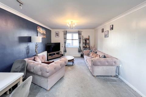 2 bedroom apartment for sale, Ambleside, Purfleet RM19