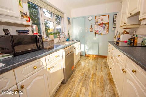 4 bedroom detached house for sale, Clayton Avenue, Hassocks
