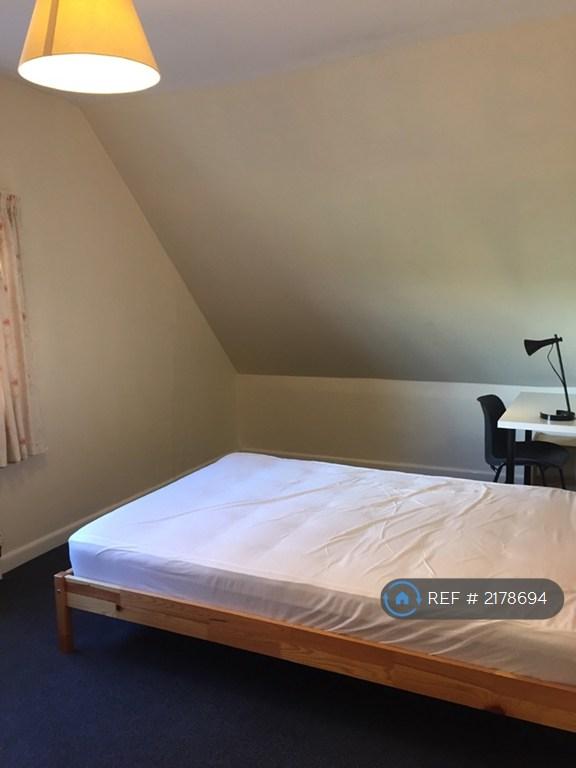Double Bedroom