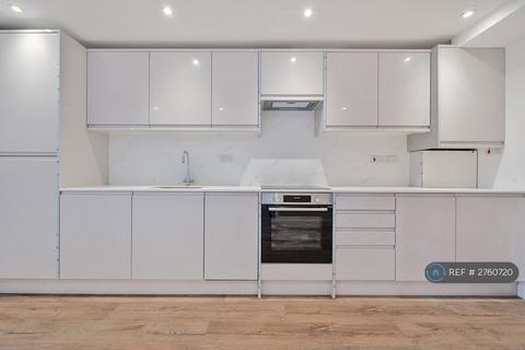 2 bedroom flat to rent, Marlborough Road, Bounds Green, N22