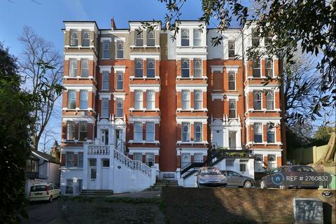 1 bedroom flat to rent, The Heights, London, NW3