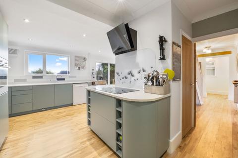 5 bedroom detached house for sale, Chartham Downs Road, Canterbury CT4