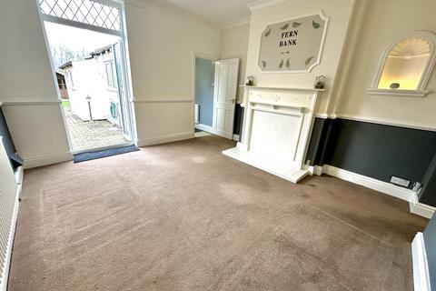 2 bedroom semi-detached house to rent, First Avenue, Wakefield, WF1 2HS