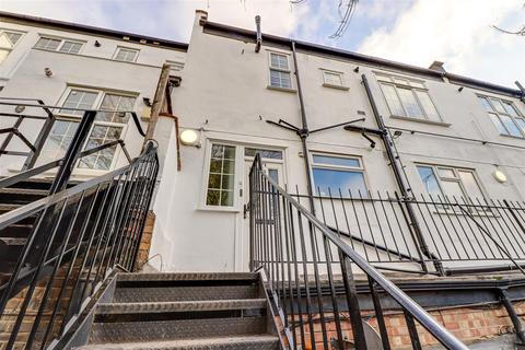 Hamlet Court Road, Westcliff-On-Sea SS0