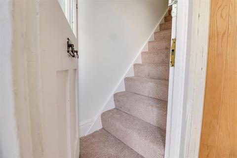 1 bedroom flat for sale, Hamlet Court Road, Westcliff-On-Sea SS0
