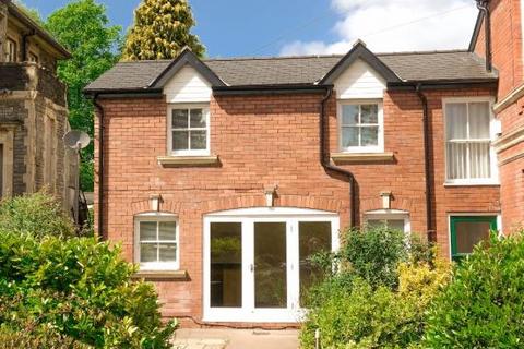 undefined, 2 DOUBLE Bedrooms COACHOUSE Apartment 4, 8 Stow Park Circle, Newport, NP20 4HE