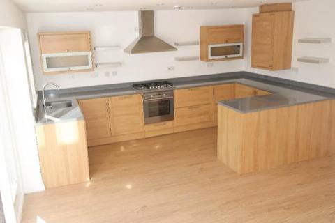 undefined, 2 DOUBLE Bedrooms COACHOUSE Apartment 4, 8 Stow Park Circle, Newport, NP20 4HE