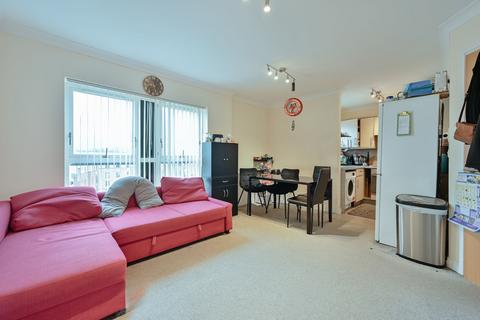 2 bedroom apartment to rent, Whippendell Road, Watford, WD18