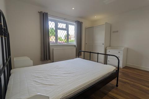 2 bedroom apartment to rent, Longmore Road, Solihull, B90