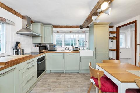 3 bedroom cottage for sale, Lotfield Street, Royston SG8